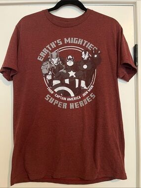 Marvel Men's Crewneck Tee in Maroon with Super Heroes Graphic